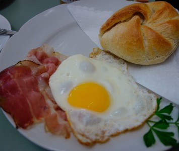 Frühstück im Café Z in Wien