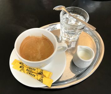 Frühstück im Café Engländer in Wien